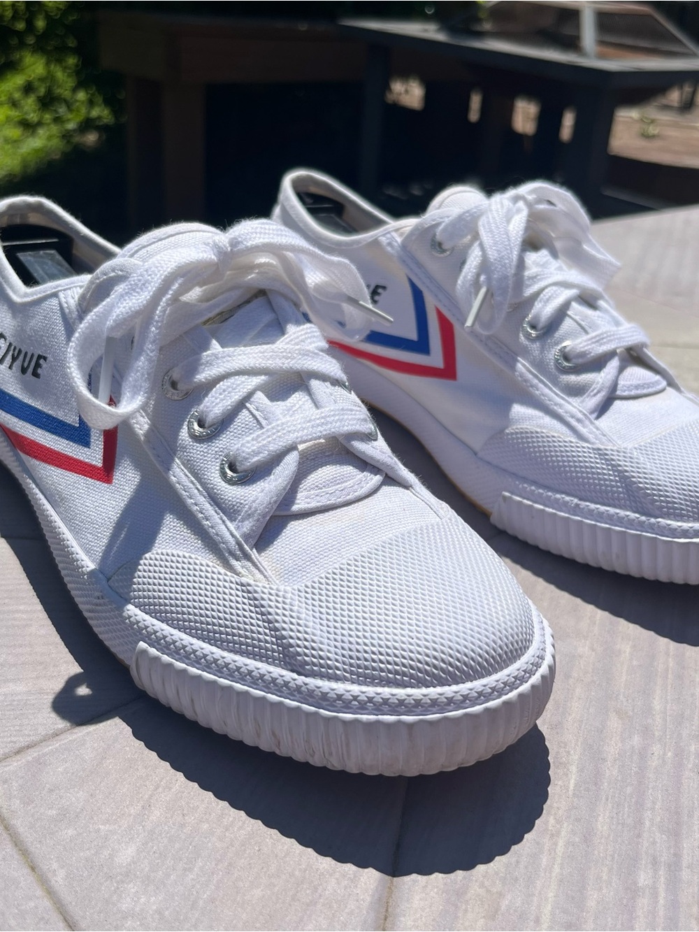 Feiyue Fe Low - White Canvas Shoes - Zero Drop - Barefoot Style - Size 8
